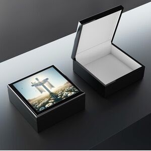 He is risen jewelry box